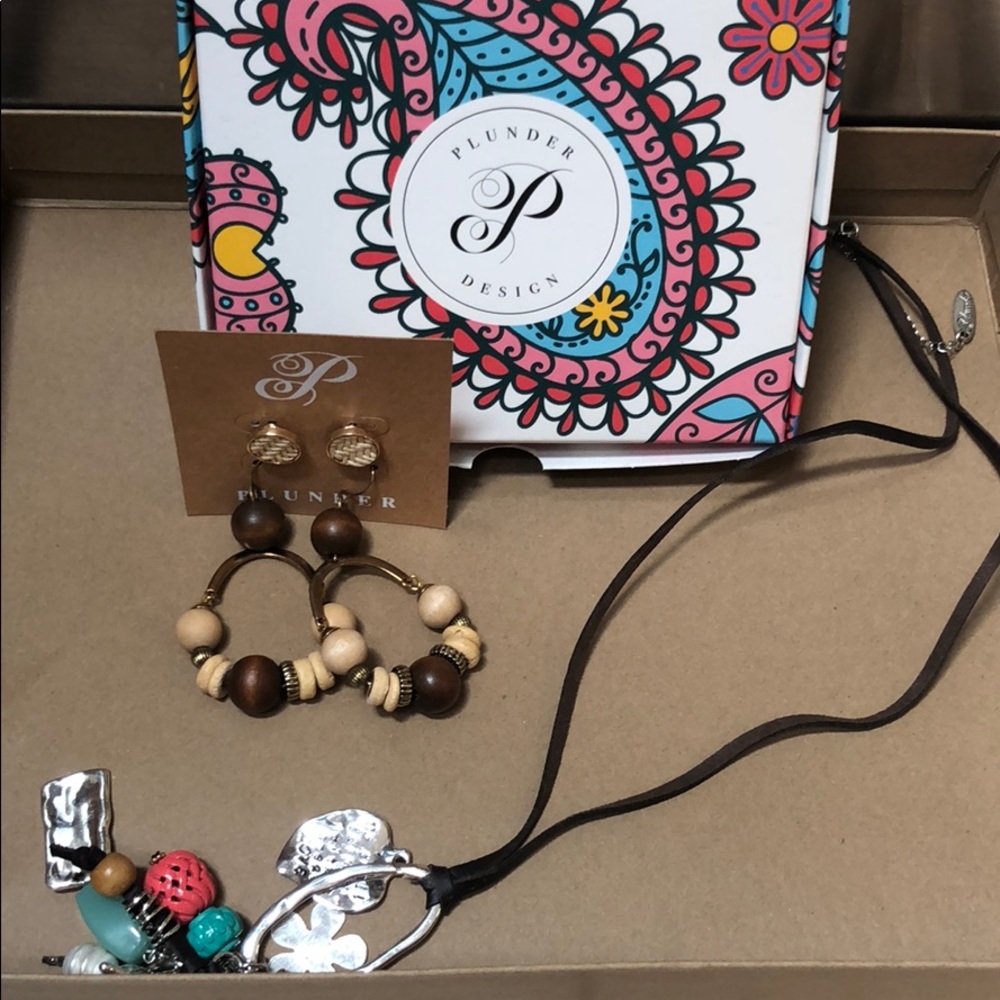 Plunder Jewelry Set